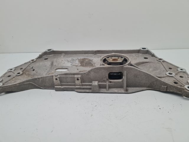 bontott VW GOLF VI Első Bölcső