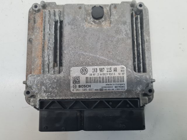 bontott VW GOLF VI Motorvezérlő