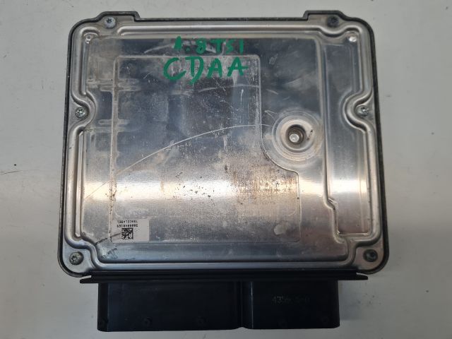 bontott VW GOLF VI Motorvezérlő