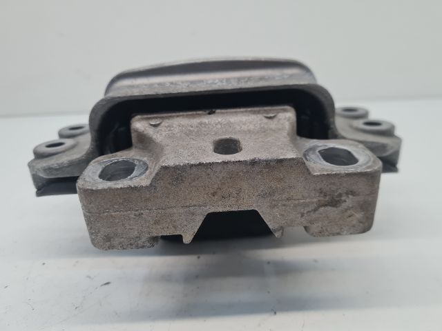 bontott VW GOLF VI Váltó Tartó Bak (Pozíciófüggetlen)