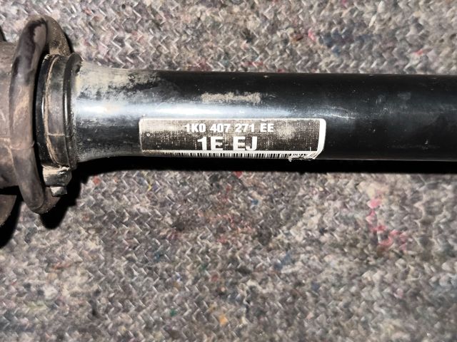 bontott VW GOLF VI Bal Féltengely