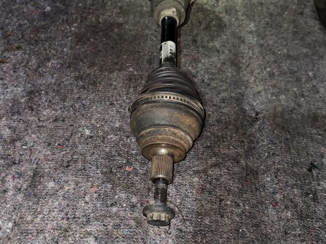 bontott VW GOLF VI Bal Féltengely