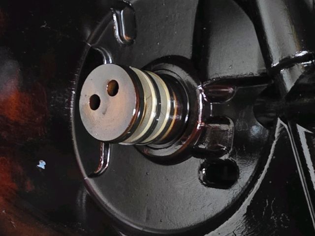 bontott VW GOLF VI Hátsó Vezérlés Burkolat