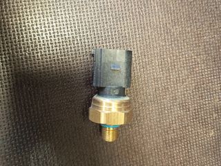 bontott VW GOLF VI Jeladó (Magában)