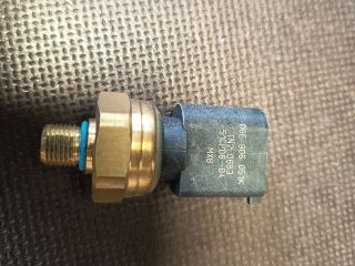 bontott VW GOLF VI Jeladó (Magában)