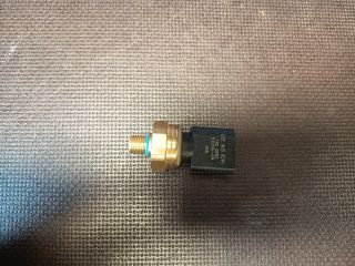 bontott VW GOLF VI Jeladó (Magában)