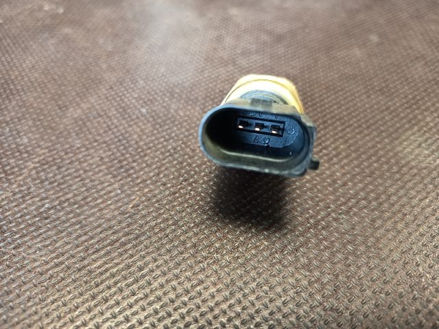 bontott VW GOLF VI Jeladó (Magában)