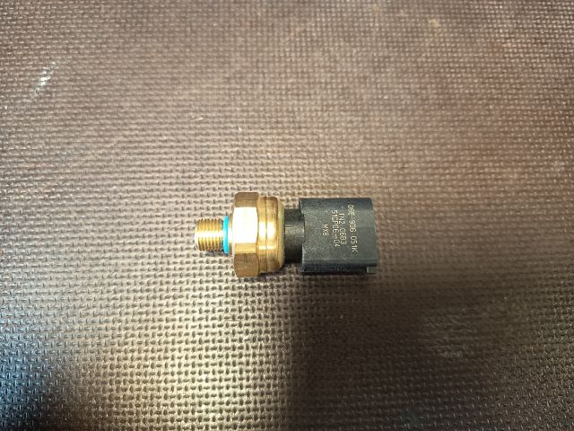 bontott VW GOLF VI Jeladó (Magában)