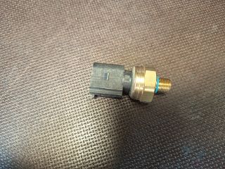 bontott VW GOLF VI Jeladó (Magában)