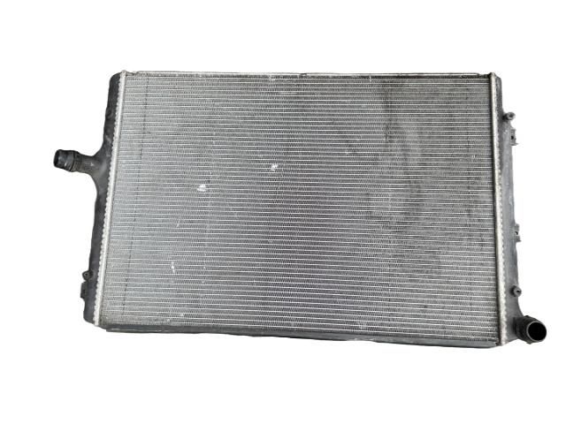 bontott VW GOLF VI Vízhűtő Radiátor (Klímás)