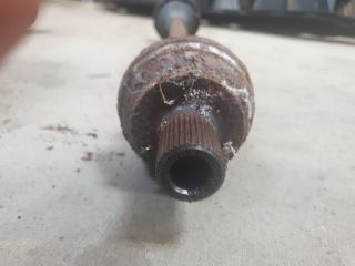 bontott VW GOLF VI Bal hátsó Féltengely