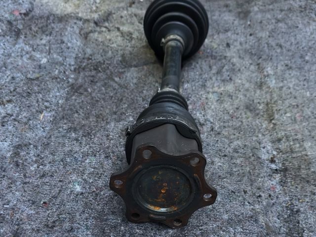 bontott VW GOLF VI Bal Féltengely