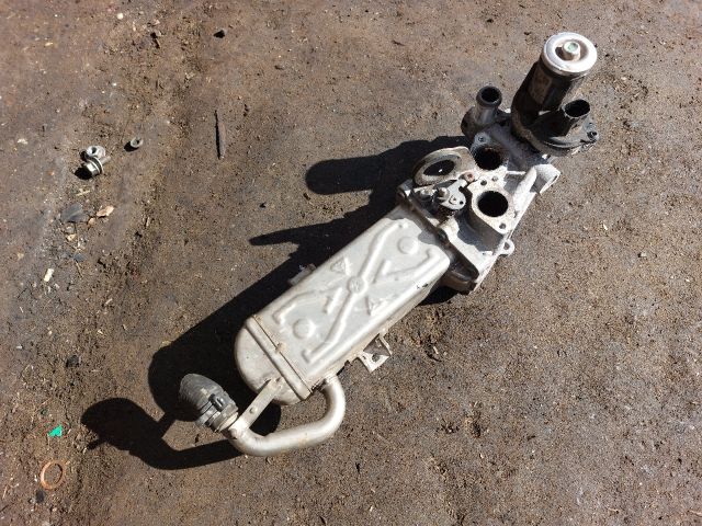 bontott VW GOLF VI EGR / AGR Vákum Szelep