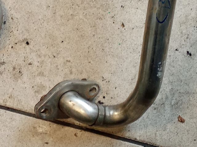 bontott VW GOLF VI EGR Hűtő Cső