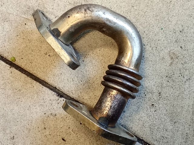 bontott VW GOLF VI EGR Hűtő Cső