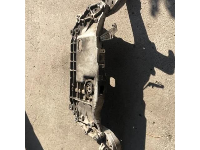 bontott VW GOLF VI Első Bölcső