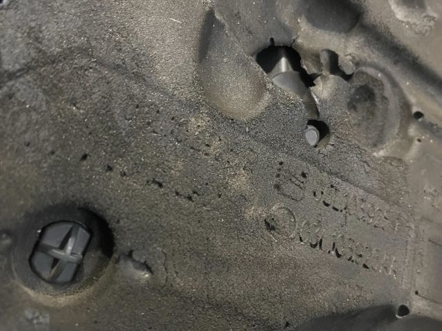 bontott VW GOLF VI Felső Motorburkolat