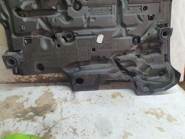 bontott VW GOLF VI Felső Motorburkolat