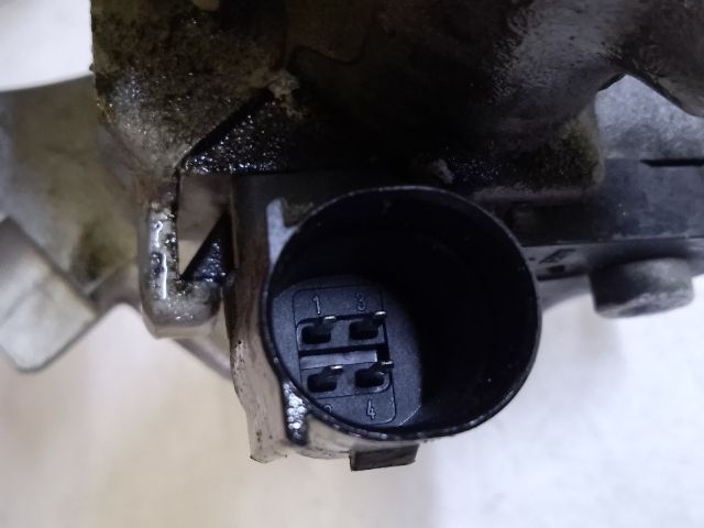 bontott VW GOLF VI Főfékhenger