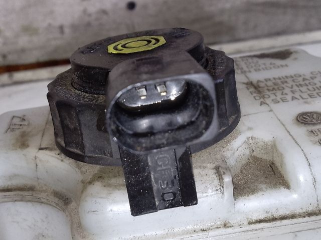 bontott VW GOLF VI Főfékhenger