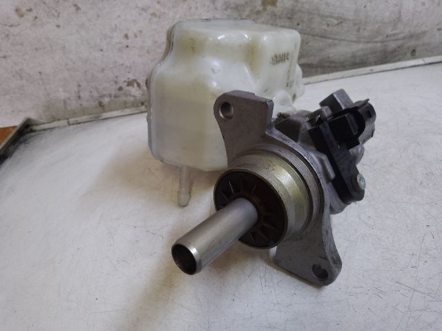 bontott VW GOLF VI Főfékhenger