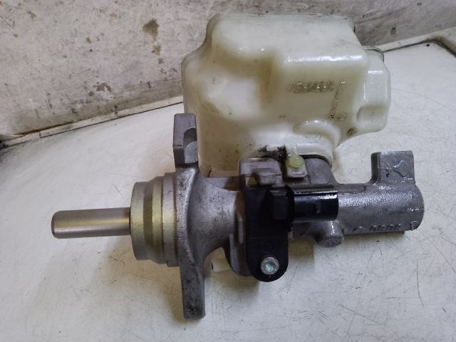 bontott VW GOLF VI Főfékhenger