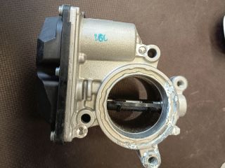 bontott VW GOLF VI Fojtószelep (Elektromos)