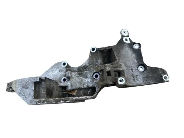 bontott VW GOLF VI Generátor Tartó Bak