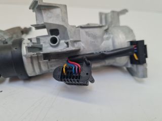 bontott VW GOLF VI Gyújtáskapcsoló Házzal