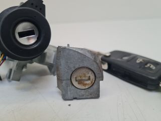 bontott VW GOLF VI Gyújtáskapcsoló Házzal