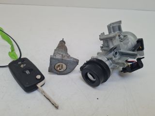 bontott VW GOLF VI Gyújtáskapcsoló Házzal