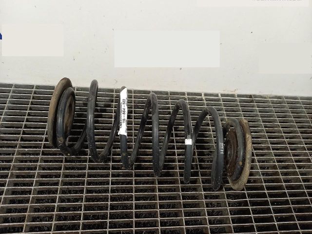 bontott VW GOLF VI Hátsó Rugó