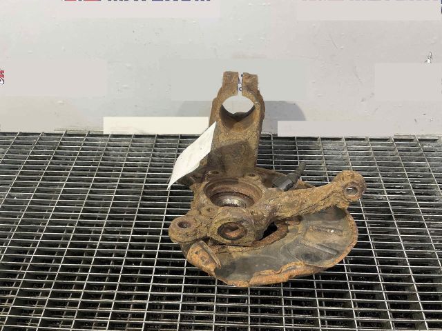 bontott VW GOLF VI Jobb első Csonkállvány