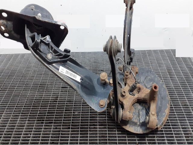 bontott VW GOLF VI Jobb hátsó Csonkállvány