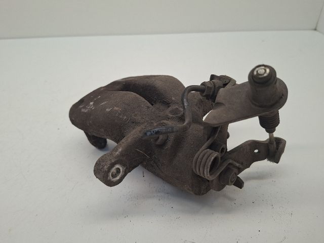 bontott VW GOLF VI Jobb hátsó Féknyereg Munkahengerrel