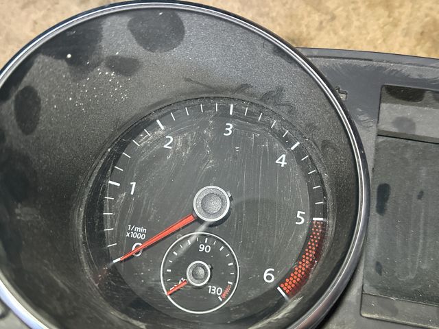 bontott VW GOLF VI Kilométeróra