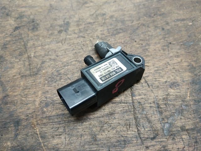 bontott VW GOLF VI Kipufogó Nyomásérzékelő