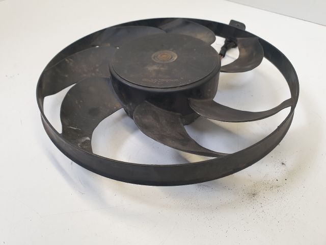 bontott VW GOLF VI Klímahűtő Ventilátor