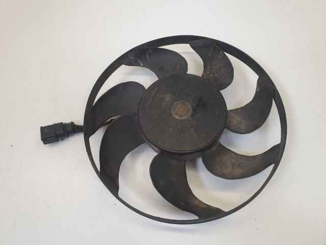 bontott VW GOLF VI Klímahűtő Ventilátor