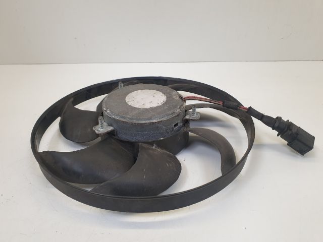 bontott VW GOLF VI Klímahűtő Ventilátor