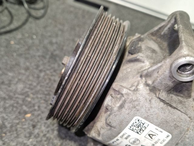 bontott VW GOLF VI Klímakompresszor