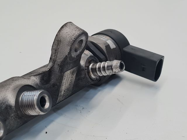 bontott VW GOLF VI Közösnyomócső