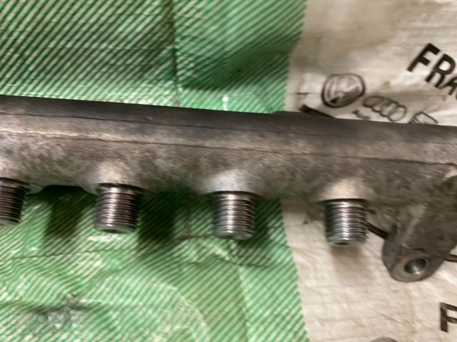 bontott VW GOLF VI Közösnyomócső