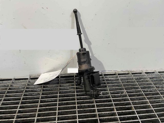 bontott VW GOLF VI Kuplung Munkahenger