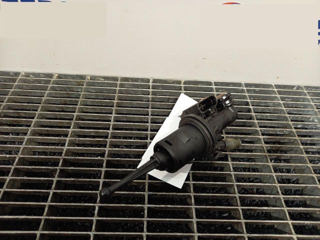 bontott VW GOLF VI Kuplung Munkahenger