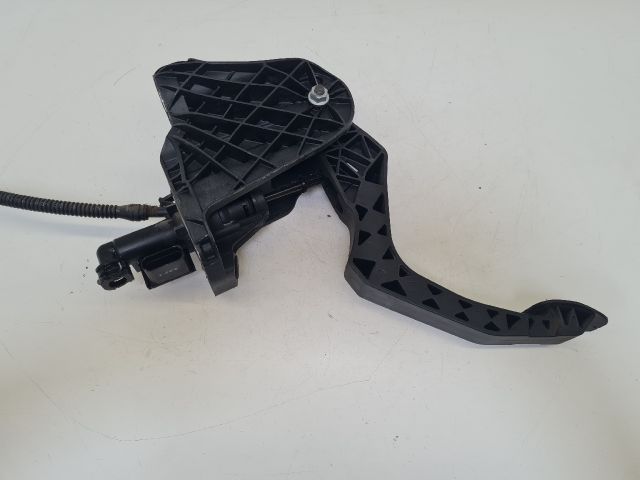 bontott VW GOLF VI Kuplung Pedál