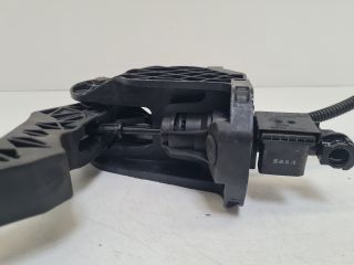 bontott VW GOLF VI Kuplung Pedál