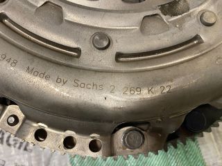 bontott VW GOLF VI Kuplung Szett Lendkerékkel