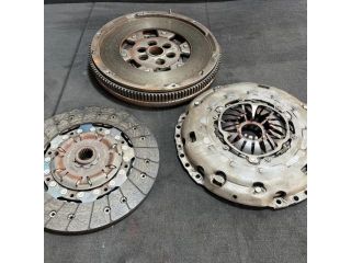 bontott VW GOLF VI Kuplung Szett (Szerkezet, Tárcsa)