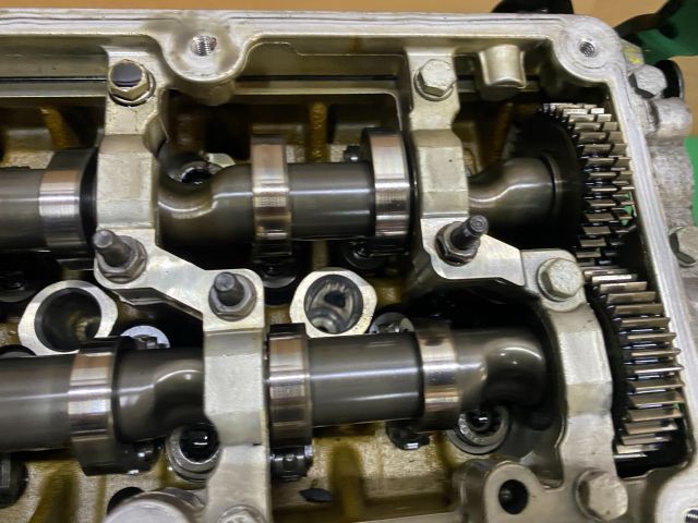 bontott VW GOLF VI Motor (Fűzött blokk hengerfejjel)